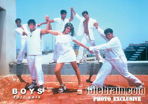 Boys - Harini (Genelia)