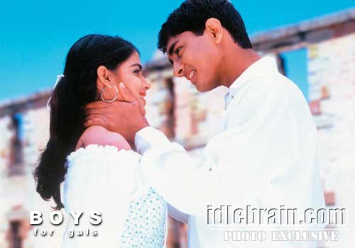 Boys - Harini (Genelia)