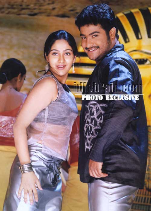 Simhadri - NT Rama Rao, Bhumika Chawla, Ankita