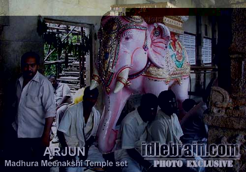 Madhura Meenakshi Temple set