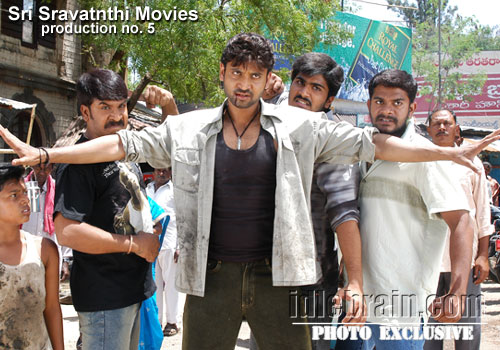 Sravanthi Movies