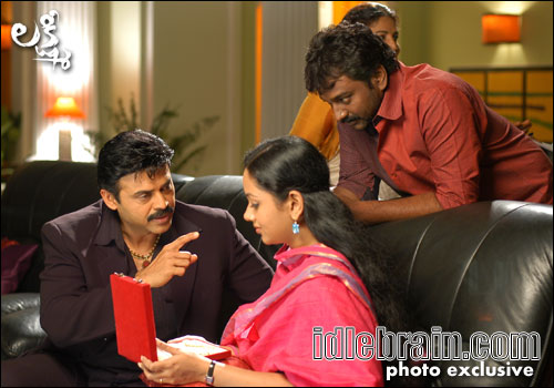 lakshmi working stills