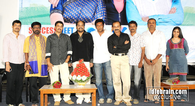 aakasamantha success meet